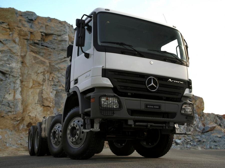  Mercedes-Benz Actros 4144 2002 года  (фото 5 из 10)